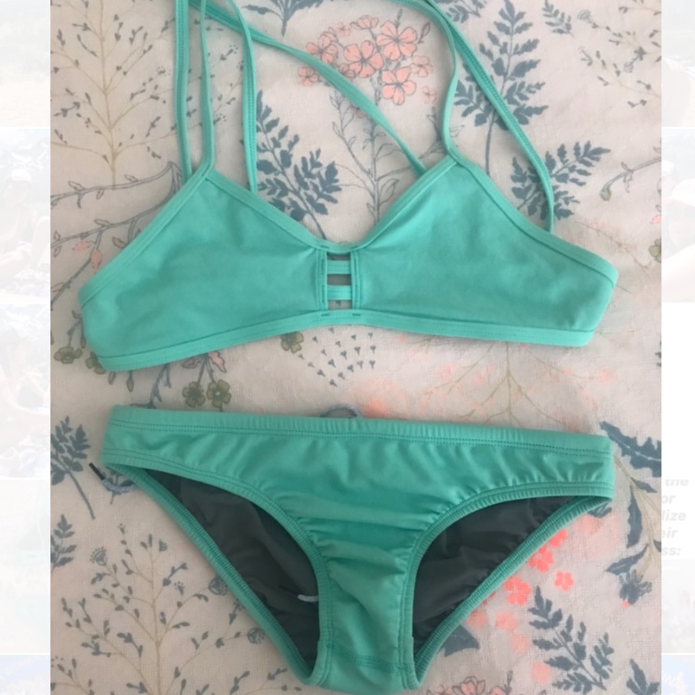 Jolyn Bikini Set
